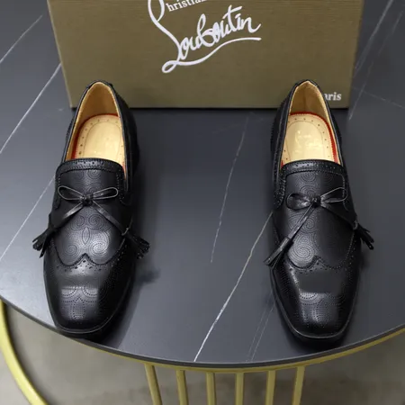 クリスチャン・ルブタン ビジネスシューズ