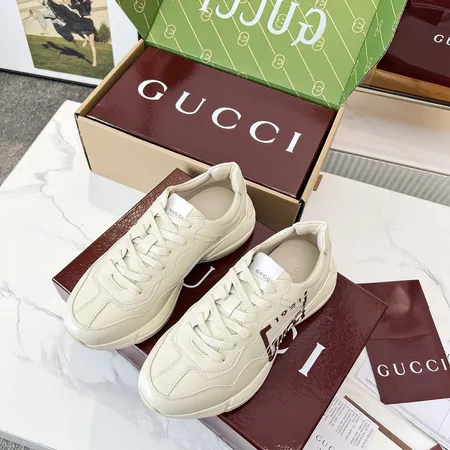 グッチ スニーカー