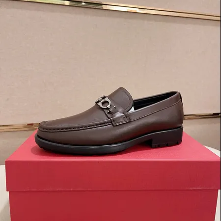 フェラガモ ビジネスシューズ