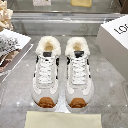 ロエベ カジュアルシューズ