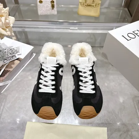 ロエベ カジュアルシューズ