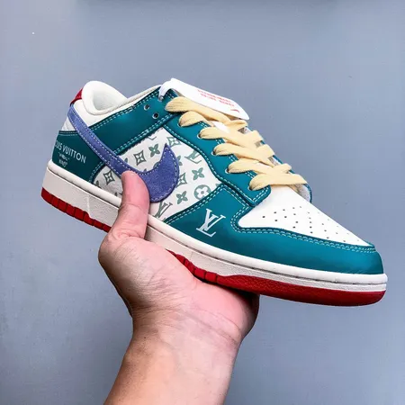 ナイキ カジュアルシューズ