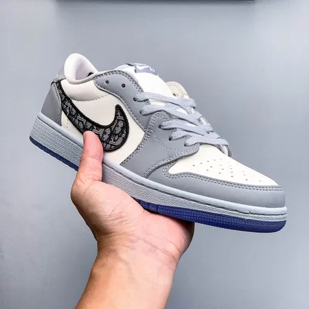 ナイキ カジュアルシューズ