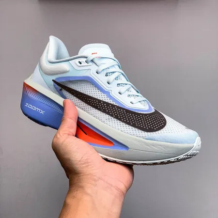 ナイキ スニーカー