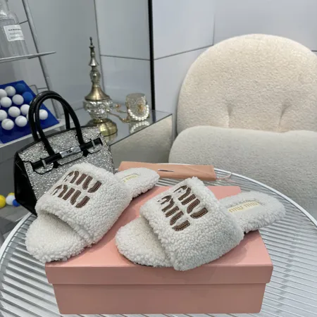 ミュウミュウ スリッパ