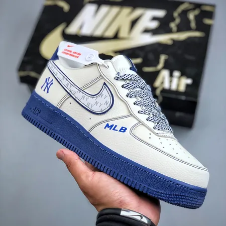 ナイキ カジュアルシューズ