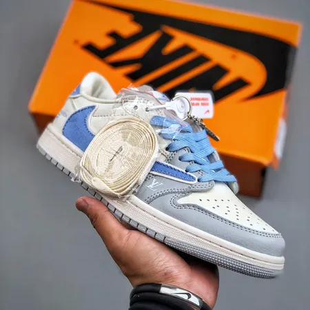 ナイキ カジュアルシューズ