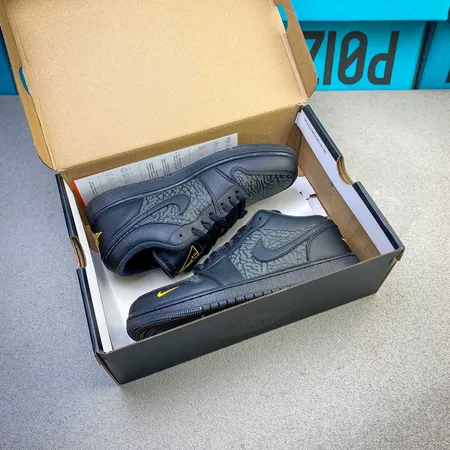 ナイキ カジュアルシューズ