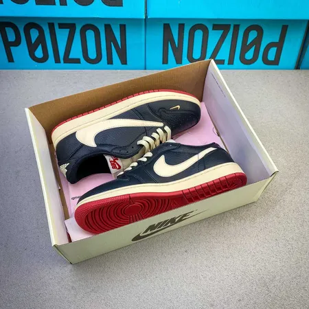 ナイキ カジュアルシューズ