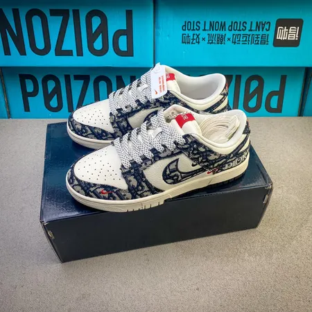 ナイキ カジュアルシューズ