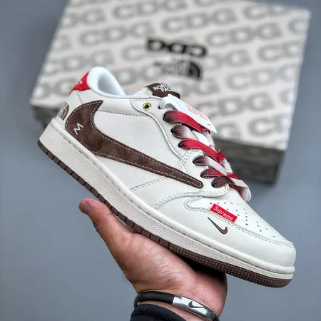 ナイキ カジュアルシューズ