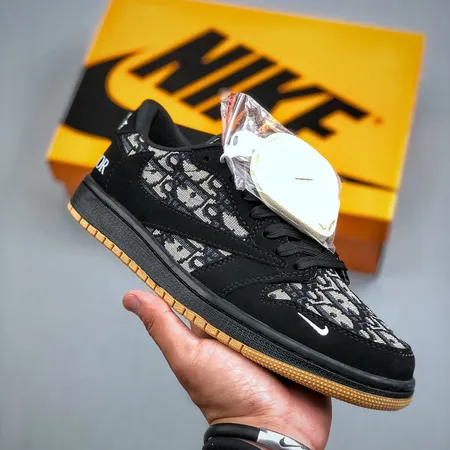 ナイキ カジュアルシューズ