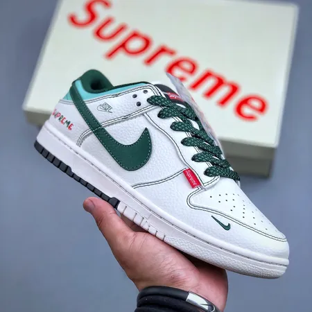 ナイキ カジュアルシューズ