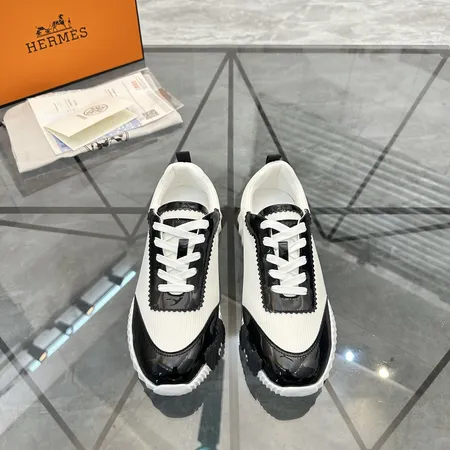 エルメス スニーカー