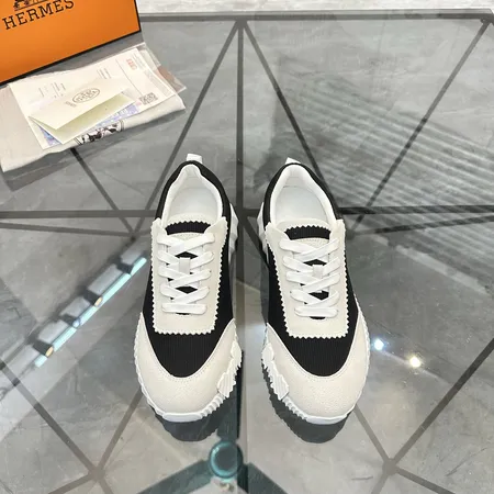 エルメス スニーカー