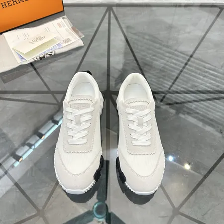 エルメス スニーカー