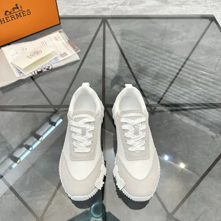 エルメス スニーカー