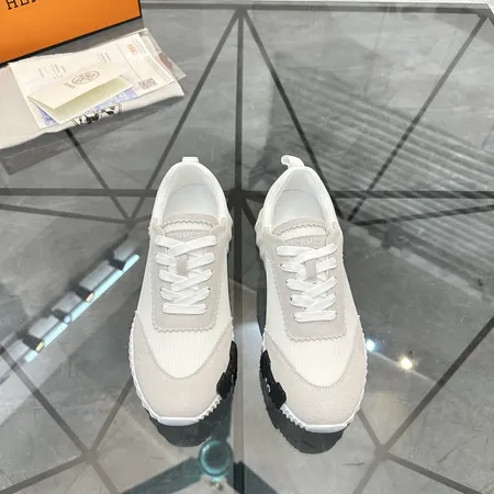 エルメス スニーカー