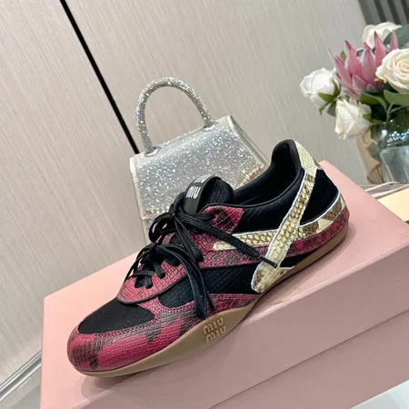 ミュウミュウ スニーカー