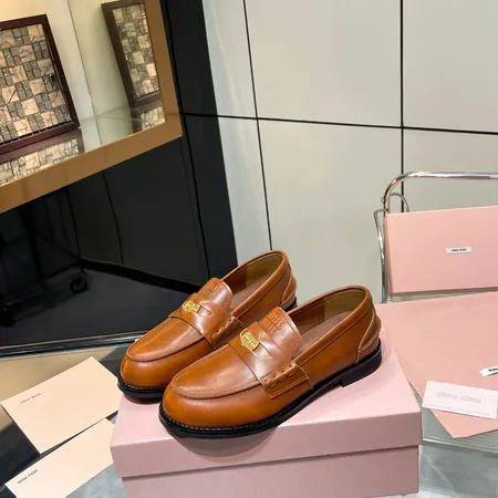 ミュウミュウ ビジネスシューズ