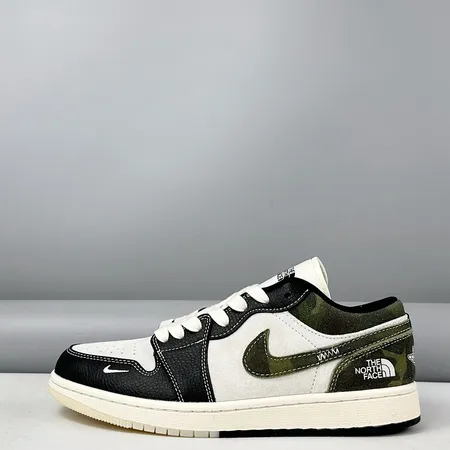 ナイキ カジュアルシューズ