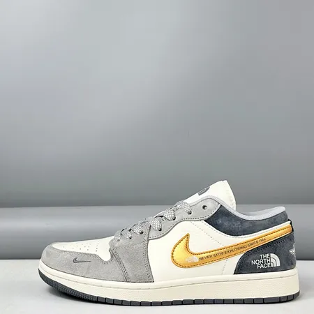 ナイキ カジュアルシューズ