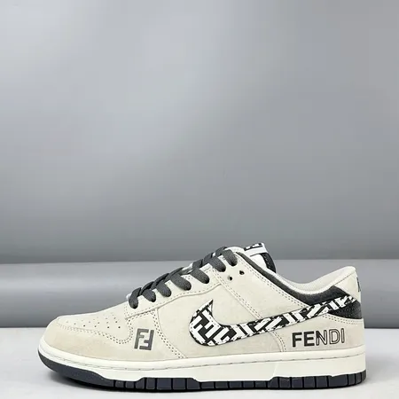 ナイキ カジュアルシューズ