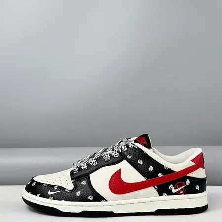 ナイキ カジュアルシューズ