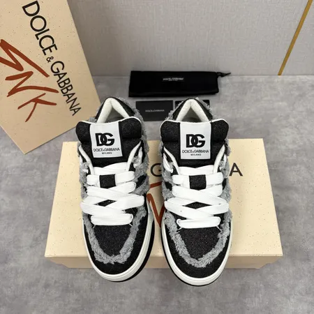 ドルチェ＆ガッバーナ カジュアルシューズ