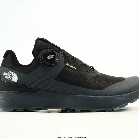 ノースフェイス スニーカー