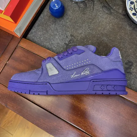 ルイヴィトン カジュアルシューズ