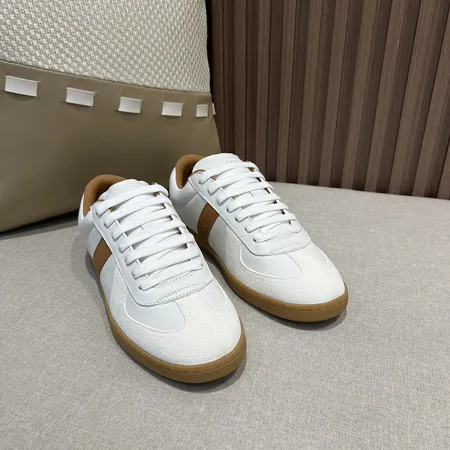 ディオール カジュアルシューズ