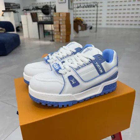 ルイヴィトン カジュアルシューズ