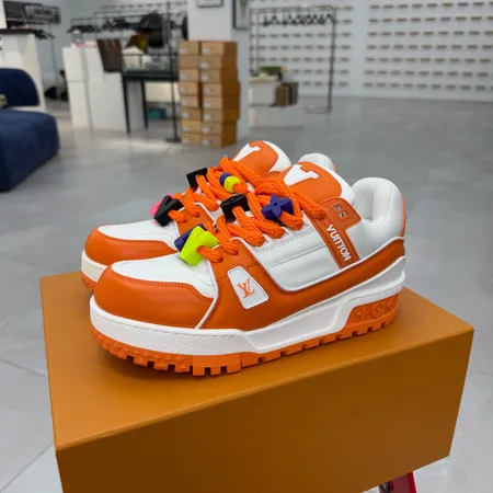 ルイヴィトン カジュアルシューズ