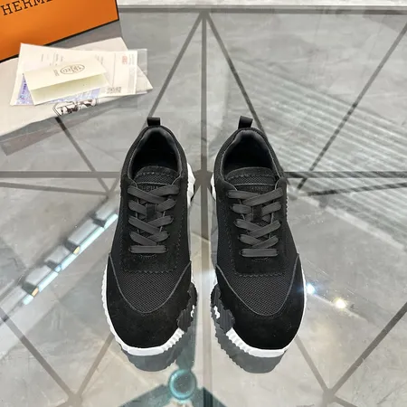 エルメス スニーカー