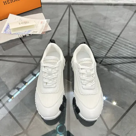 エルメス スニーカー