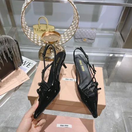 ミュウミュウ サンダル