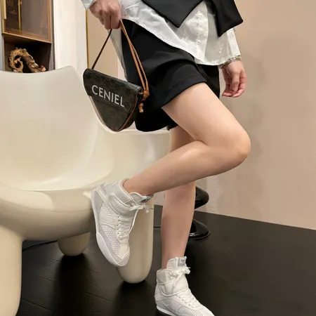 クロエ カジュアルシューズ