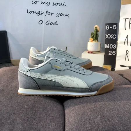 プーマ カジュアルシューズ