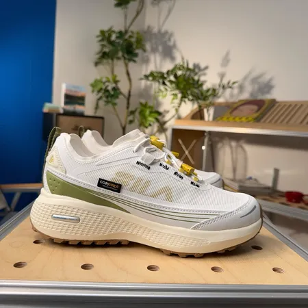 フィラ スニーカー