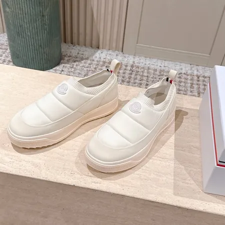 モンクレール カジュアルシューズ