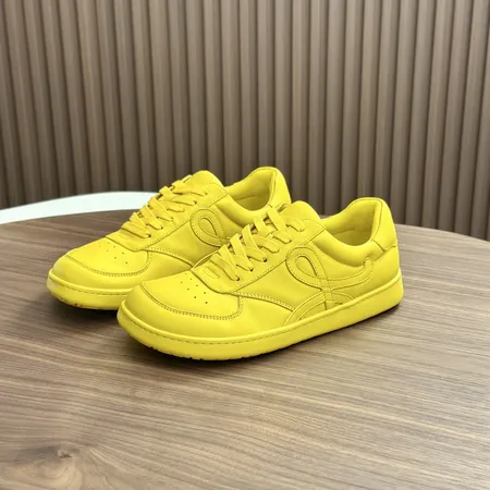 ロエベ カジュアルシューズ