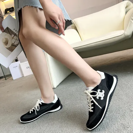 セリーヌ スニーカー