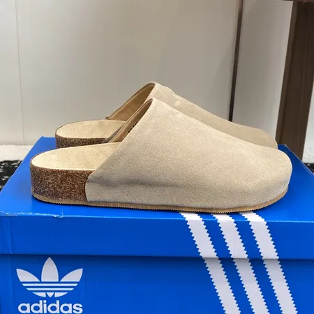 アディダス スリッパ