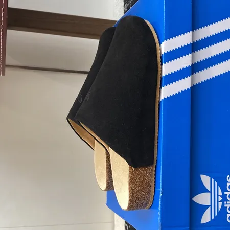 アディダス スリッパ