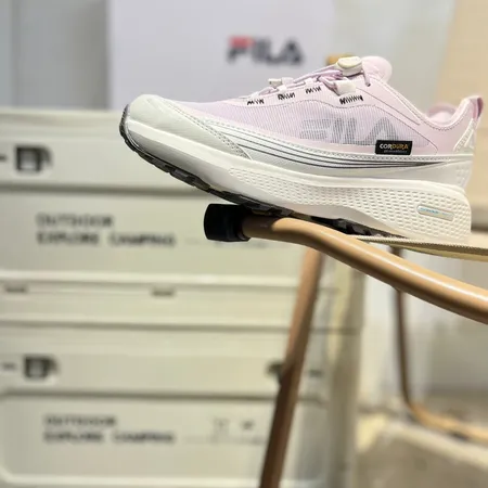 フィラ スニーカー