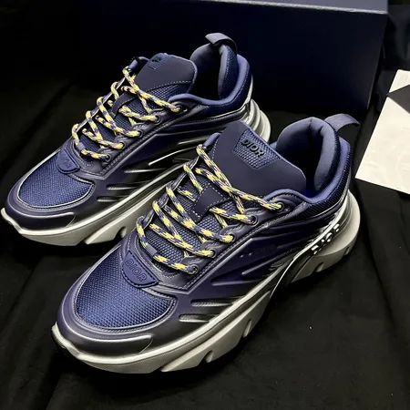 ディオール スニーカー