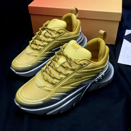 ディオール スニーカー