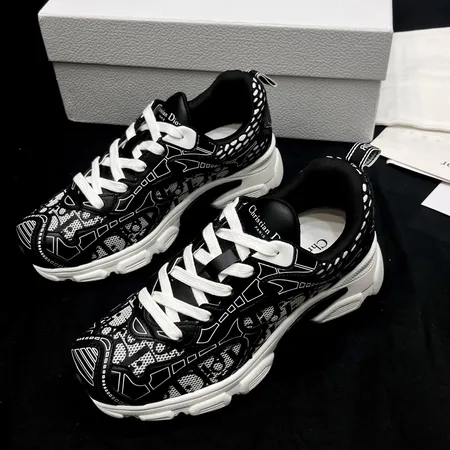 ディオール スニーカー