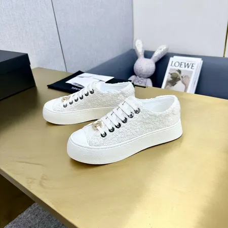 シャネル カジュアルシューズ